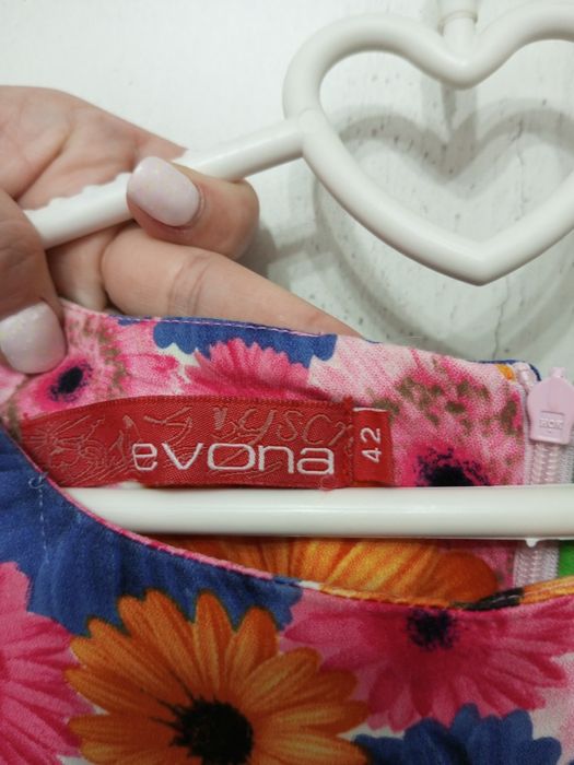 Продам женские вещи