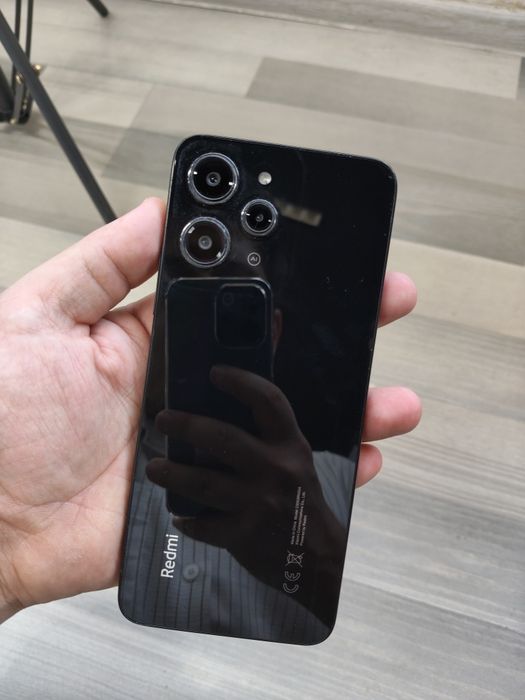 Redmi 12 8/256 GB black srochna sotladi