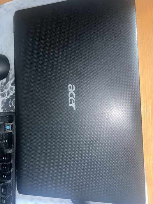 Ноутбук acer шустрый