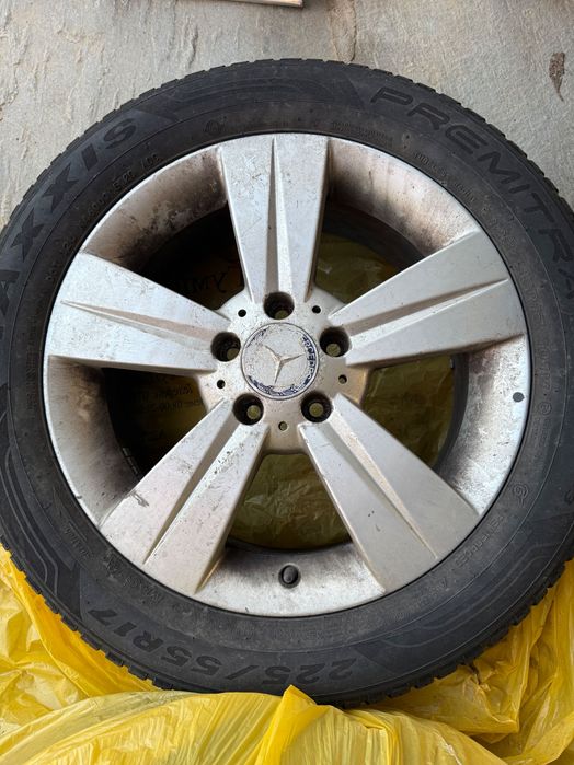 Джанти 17  за Бус Мерцедес усилени