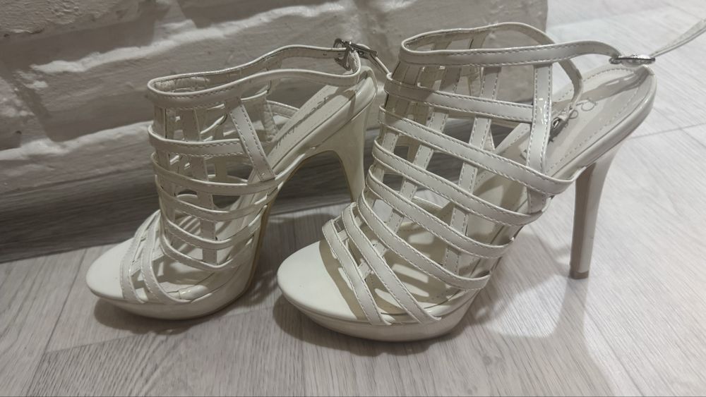 Босоножки женская обувь