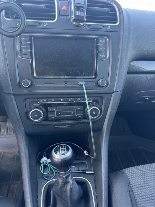 VOLKSWAGEN Golf 2010 — imagine 5