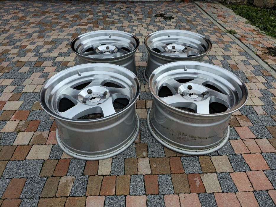 Japan Racing JR15 16 цола 4x108 9J