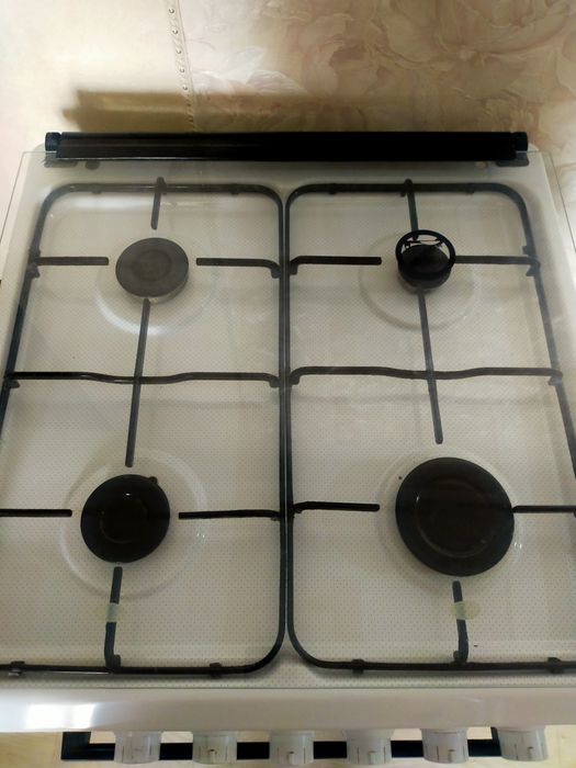 Продам газплиту Artel