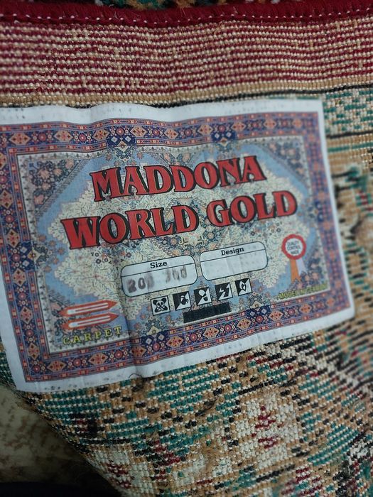 Продаю ковёр Maddona!