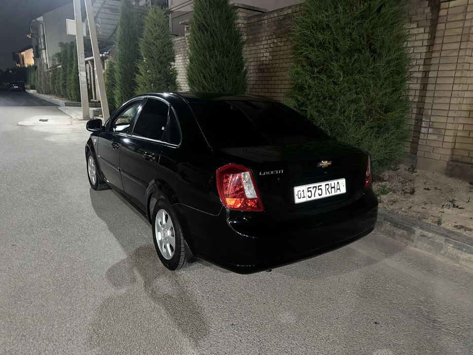 Qora Gentra. Chevrolet Гентра 3- позиция