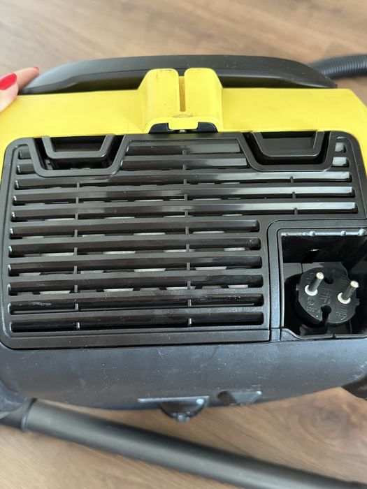 Пылесос Karcher VC2