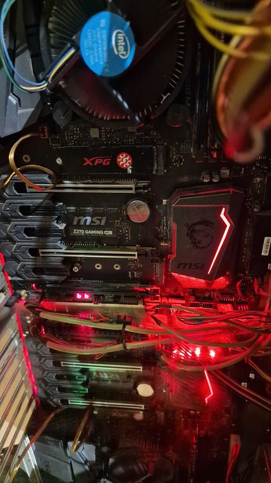 продавам компютър с intel i7 8700 - 349 лв до края на седмицата