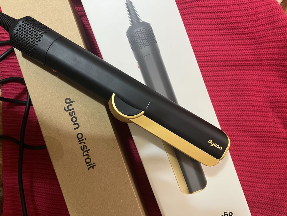 Dyson Airstrait, Black/ Gold