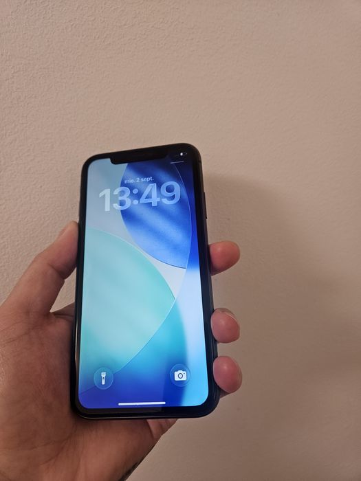 Vand Iphone 11 Black 128 GB