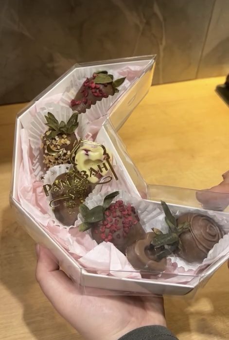 Клубника в шоколаде от 5000