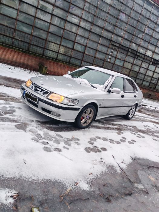 Saab 9-3 hatchback 2.2 diesel full (piele, clima, sc încălzite )