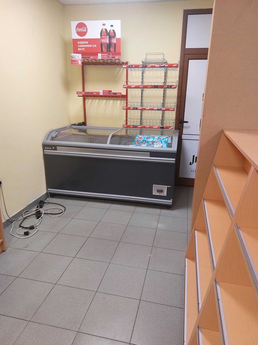 Дава се под наем Магазин в Стара Загора, Аязмото - 43 кв.м за 173.4 € - Снимка #1