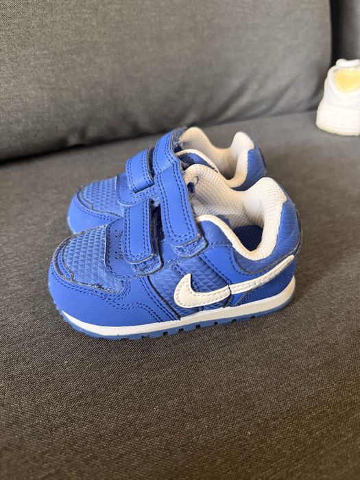 Маратонки Nike 19.5