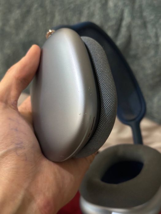 Airpods max blue 1 generation