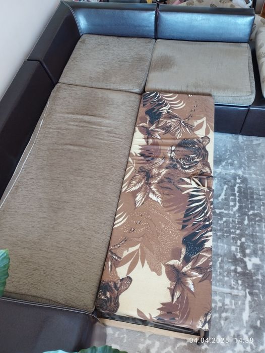 Разтегателен диван