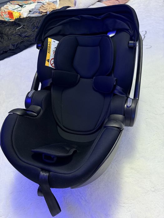 Scoica auto premium nou nascuti si bebelusi Britax Römer Baby-Safe 5Z2 & Baza izofix