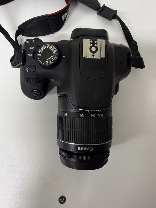 Canon EOS 1200D + obiectiv + accesorii