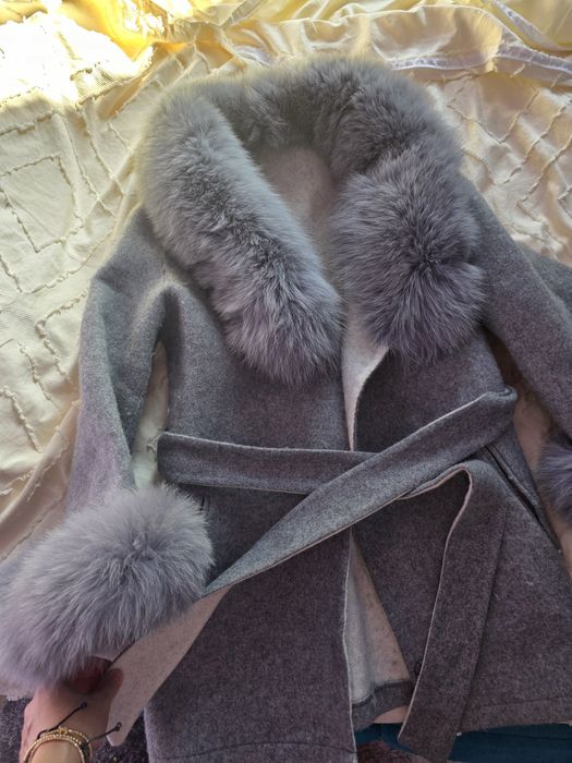 Palton blana naturala stufoasa  calduros iarna