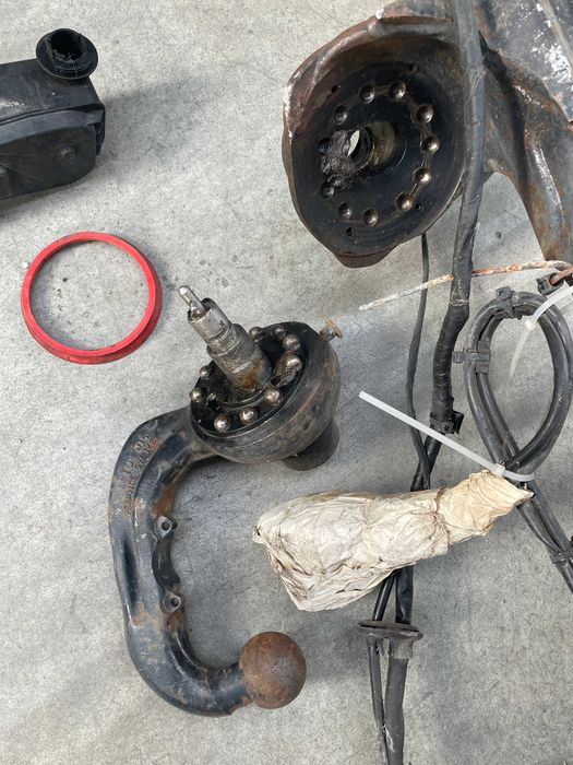 Carlig de remorcare retractabil electric DEFECT Vw Touareg 7P