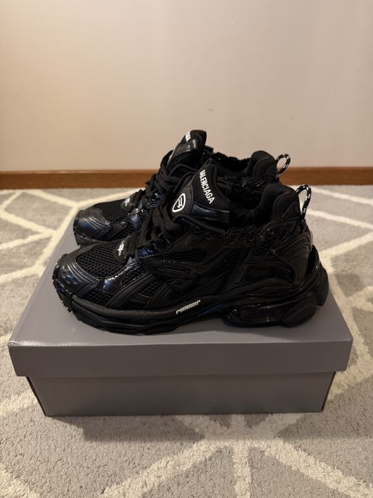 Balenciaga Runner