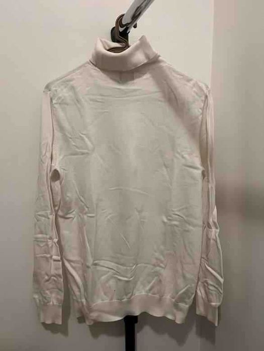 Бяло поло от HM.