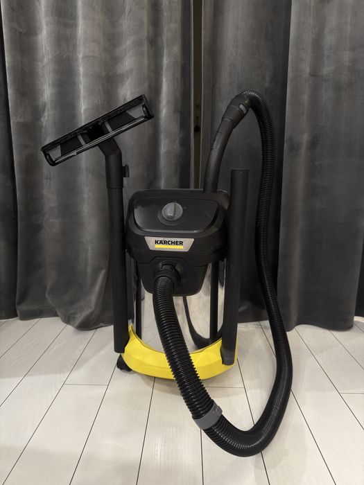 Aspirator umed/uscat Karcher WD 3 ( ca nou )