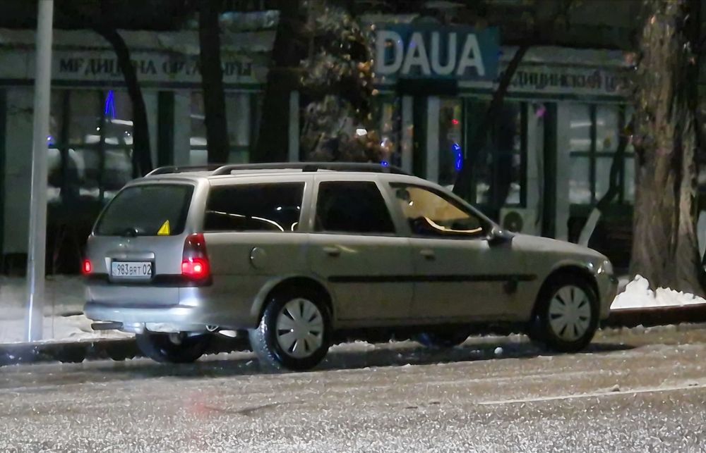 Opel vectra B caravan