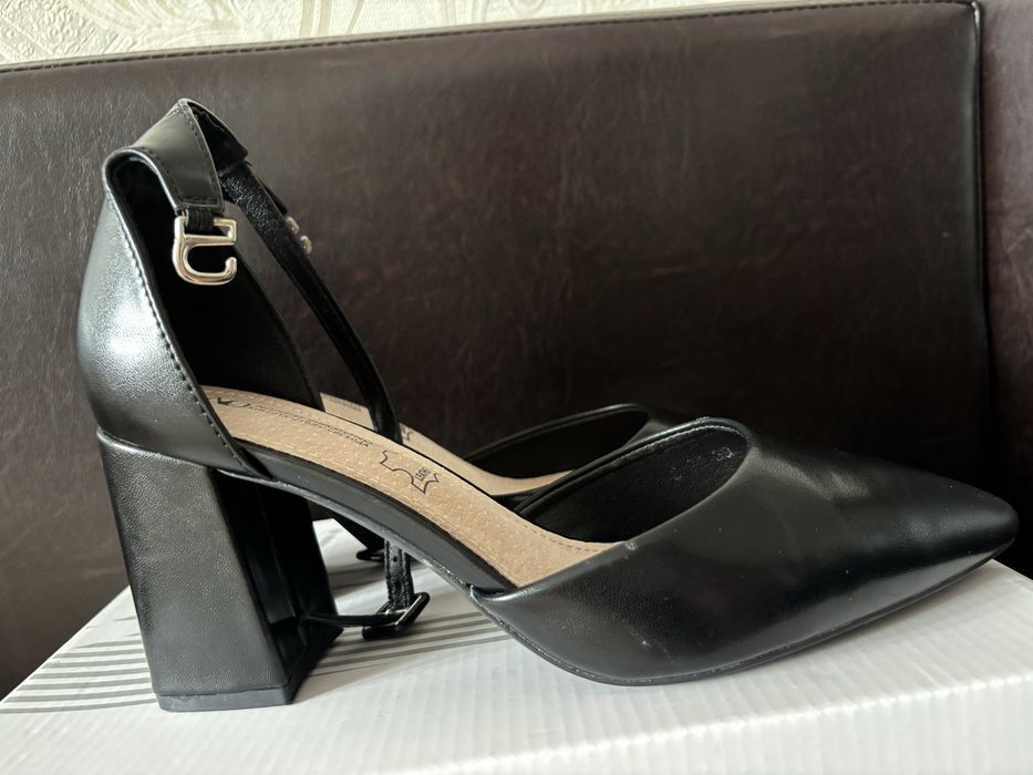 Продам женские туфли