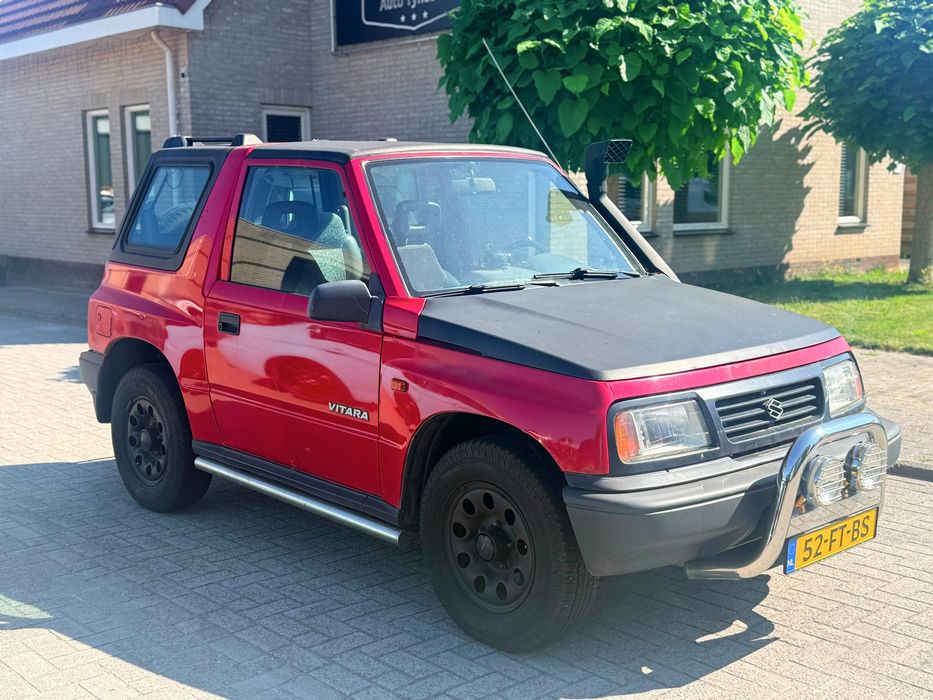 De vanzare Suzuki Vitara , jeep 4x4  cu reductor
