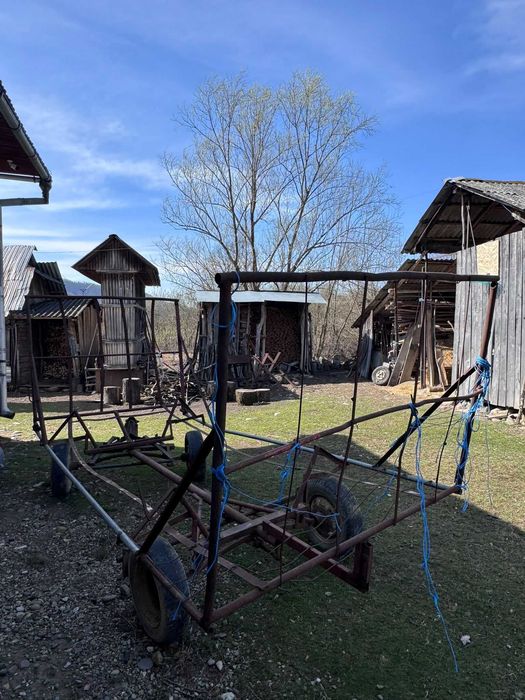 Tractor650 transportor mare/mic remorca basculanta desfacatoare porumb