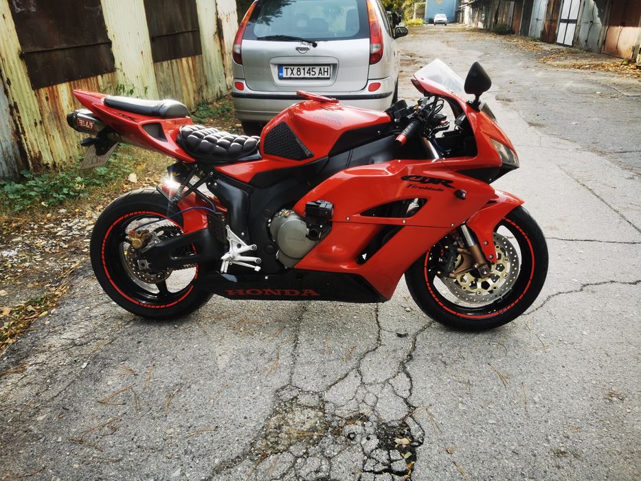Honda cbr 1000rr sc 57