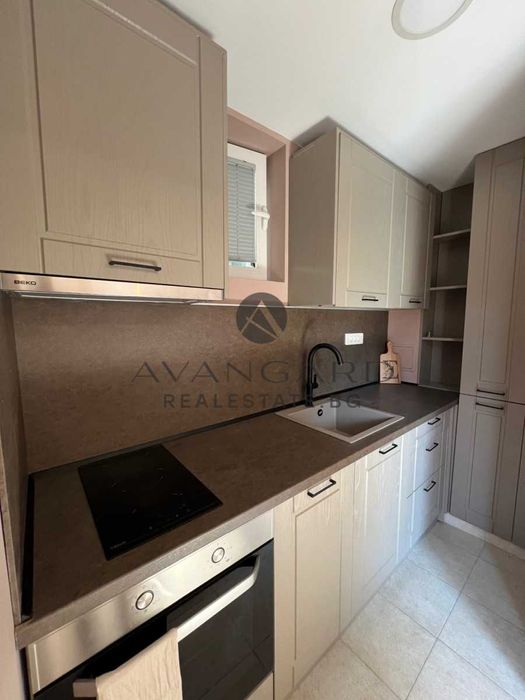 Продава се Тристаен апартамент в Пловдив, Център - 130 кв.м за 3500 €/кв.м - Снимка #8