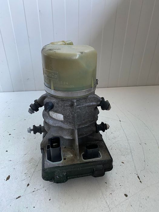 Pompa servodirectie VOLVO XC60 V60 S80 XC70 V70 S60 31329145 36050681