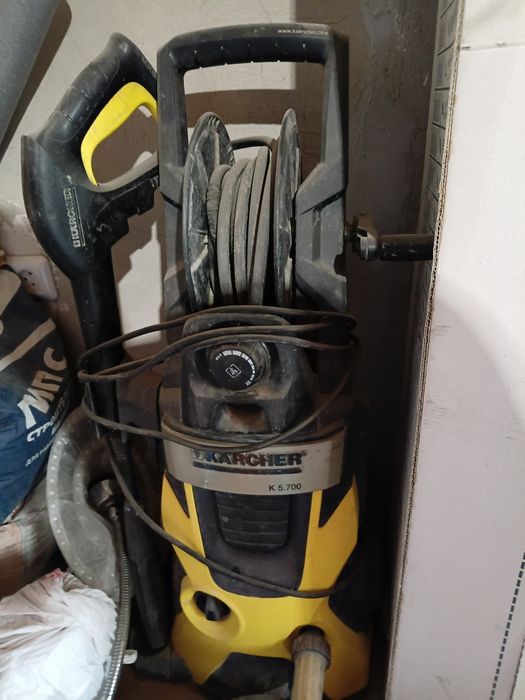 Кюрчер продается в рабочем состоянии