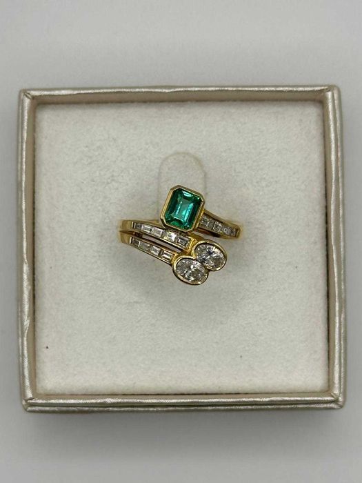 INEL AUR ALB 18K + SMARALD = 0.70CT + Diamante TOP = 1.70CT - F - VVS1