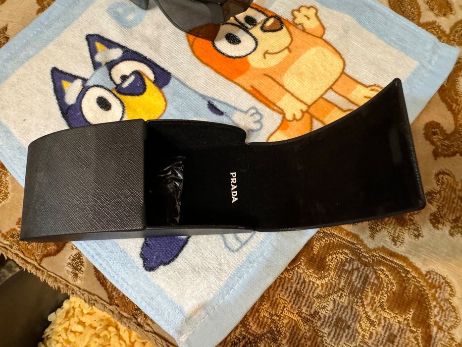 PRADA слънчеви очила