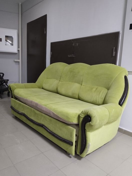 Екі диван сатылады