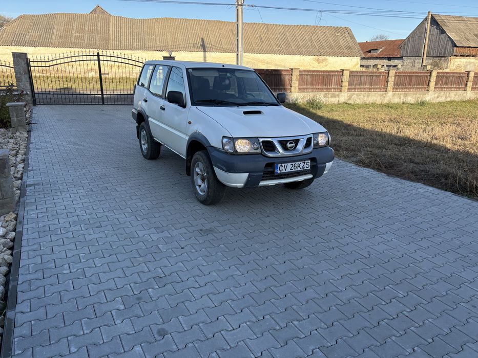 NISSAN Terrano 0 — imagine 5