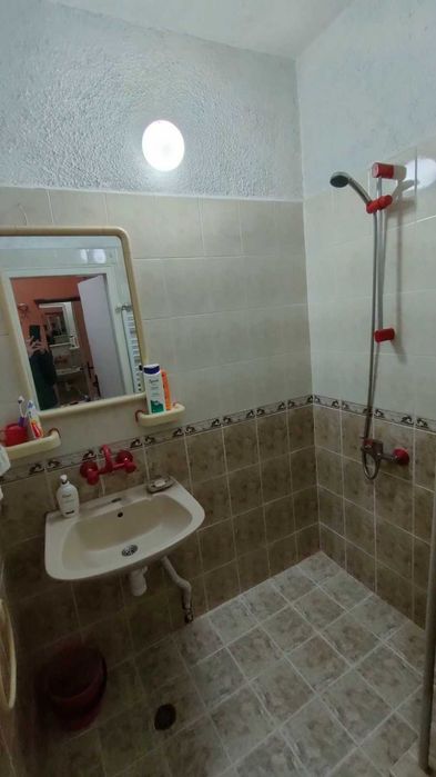 Продава се Двустаен апартамент в София, Хаджи Димитър - 58 кв.м за 1451 €/кв.м - Снимка #3