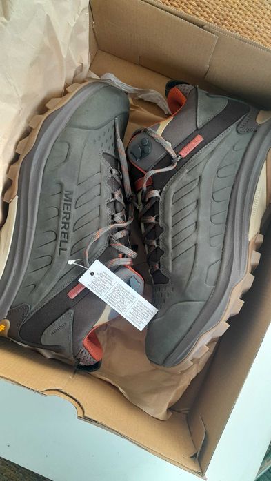 Нови Туристически обувки Merreli Moab Speed  41.5