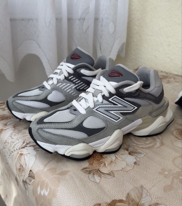 New Balance 9060 cloud grey 37,5