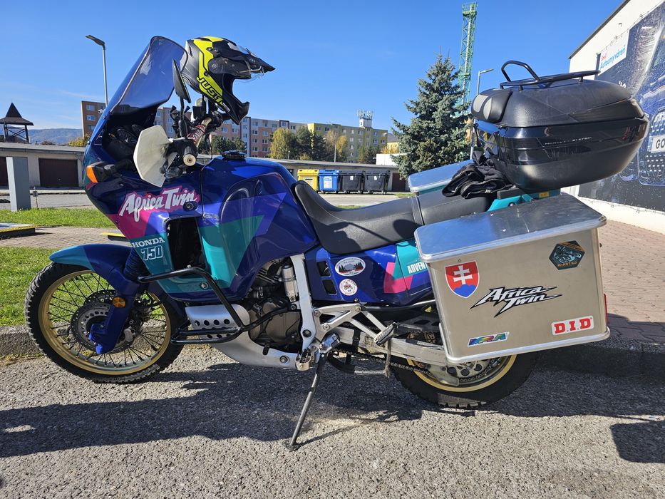 Vând Honda Africa Twin RD4