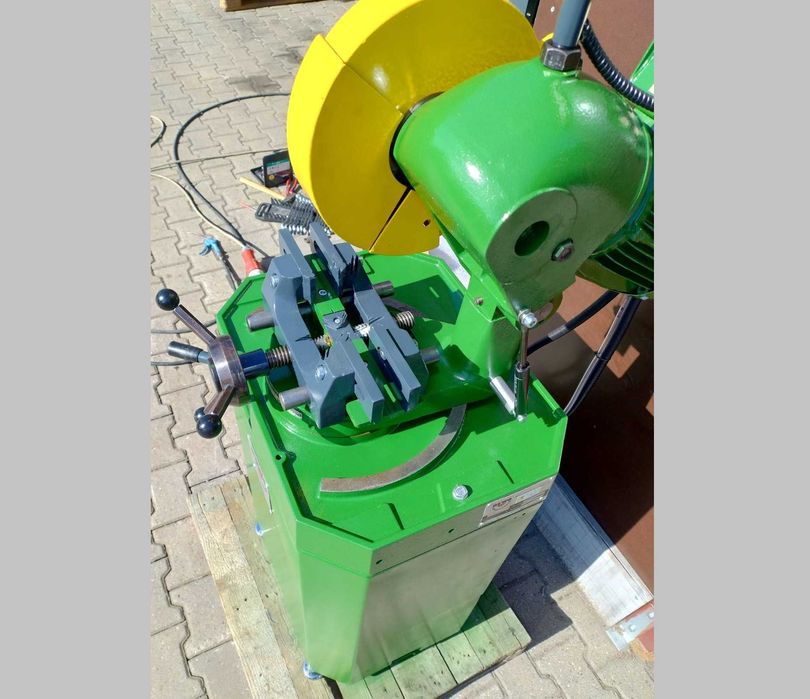 Masina de Debitat Profile Metalice - BEWO