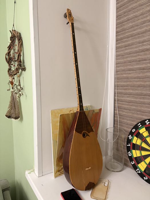 Домбыра инструмент