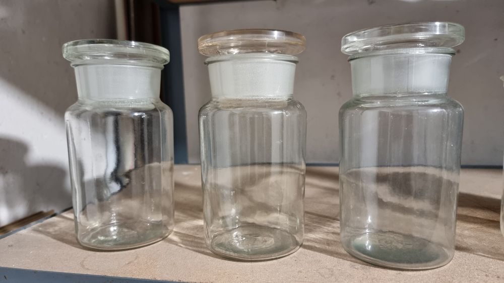 Стъклени мерителни чаши