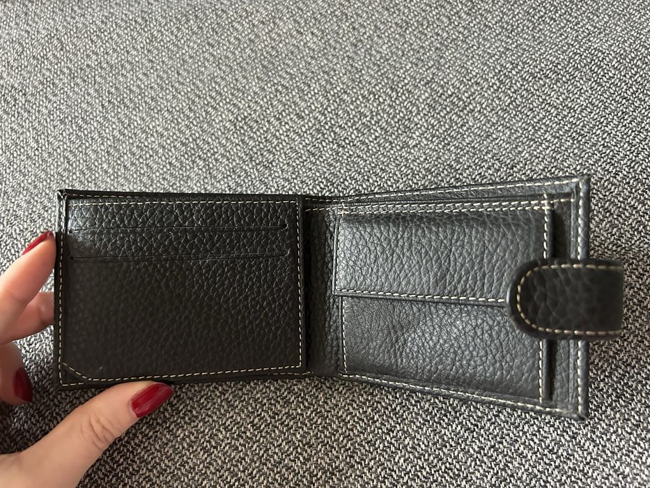 Portofel din piele naturala nou