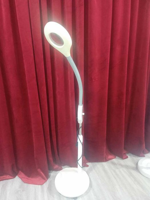 Продаются лампы для косметолога и лешмейкера