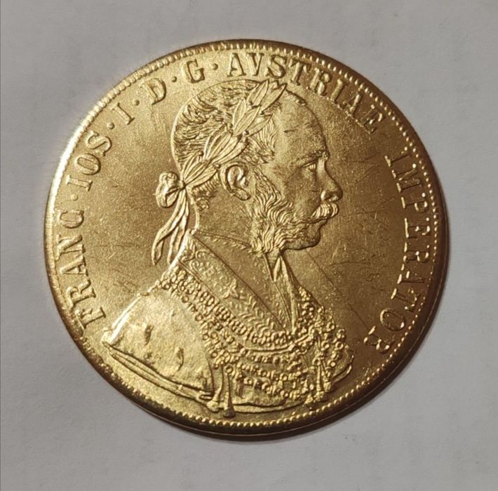 Ducați mari si mici (galbeni, mahmudele) și cocoșei rebateri moderne