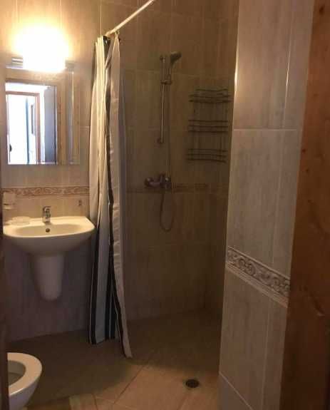 Дава се под наем Двустаен апартамент в Бургас, Меден рудник - зона А - 60 кв.м за 175 € - Снимка #1